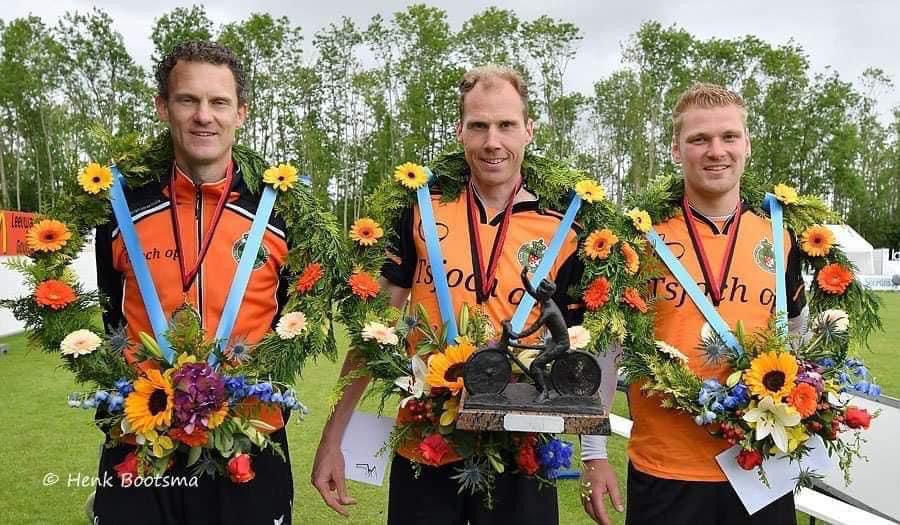 PuurPassie1's tweet photo. Prachtige overwinning vsn Gert-Anne, Taeke en Erwin in Menaam! Dit smaakt natuurlijk naar meer! @PuurPassie1 https://t.co/TxgzXDrQsw