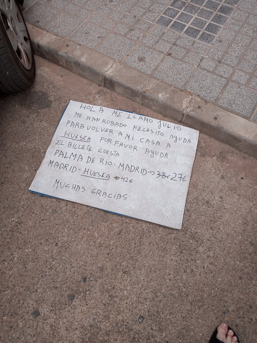 RetroPapiGamer's tweet photo. Espero y deseo Julio... Que de verdad estés en el buen camino ya y consigas llegar a tu destino.
Me he encontrado este cartel volviendo de llevar a los peques al cole.
Por lo menos espero que te lo hayas pasado bien, aún con la mala experiencia de lo del robo.
Suerte Julio. https://t.co/9As329H2GK