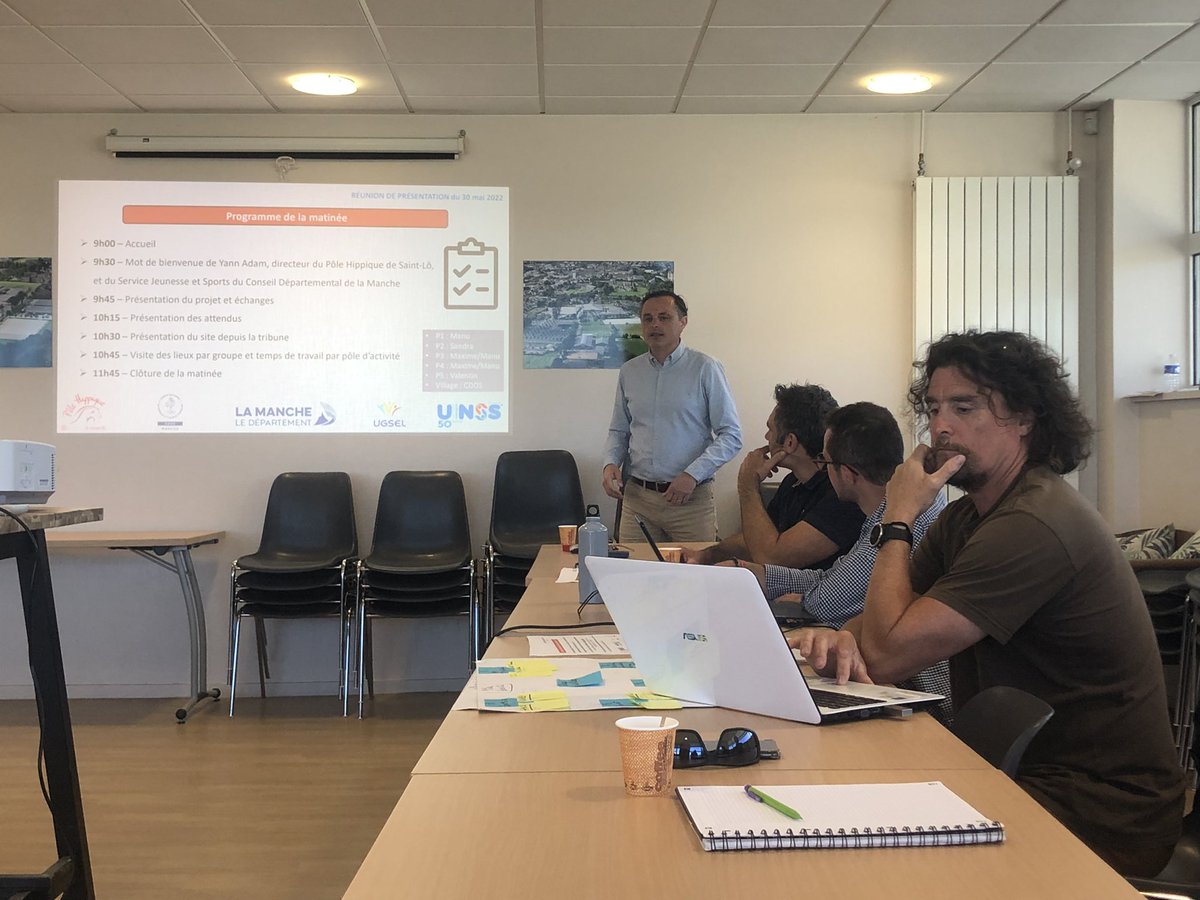 CdosManche's tweet photo. Ce matin, le #CDOSManche est au Pole hippique de #SaintLo pour la réunion de présentation « Terre de Jeux des départements », événement qui regroupera 600 jeunes en septembre !
@unss50 @LaManche50 @UGSELnationale #Manche #jeunesse @CROS_Normandie https://t.co/1Z5ITtFsMK