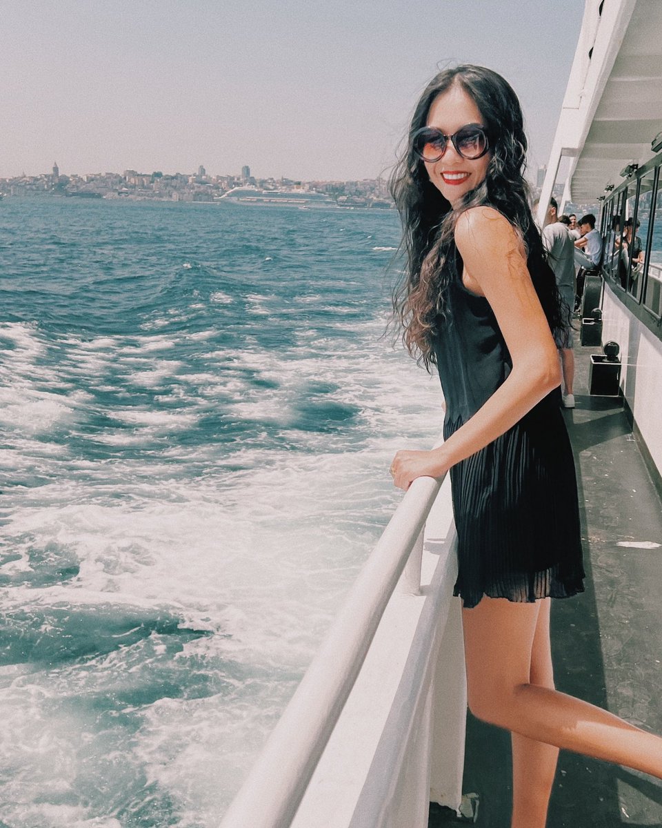 WendyHung's tweet photo. DO: Take the #ferry to cross between Europe and Asia sides of #Istanbul! ⛴🇹🇷 @turkeytourism @tgistanbul @istanbultourizm @IstanbulTour @istanbultours @JonathanSackett @debbiesuesviews @timis4nd #turkey #travel https://t.co/N10jriw1gI