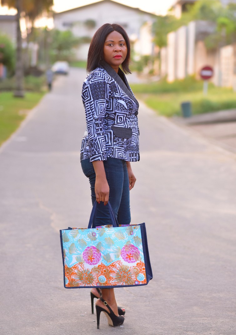 KonJunior's tweet photo. Hommes
Femmes
Enfants 

Peux importe le modèle que vous désirez contacter nous au WhatsApp+237654466308
Au sur la ligne directe +237693744064 

Nous sommes situés à Douala pour plus d'info nous contacter et bien vouloir visiter notre page Facebook

https://t.co/8mYvCVHErT https://t.co/m0lash5LNr