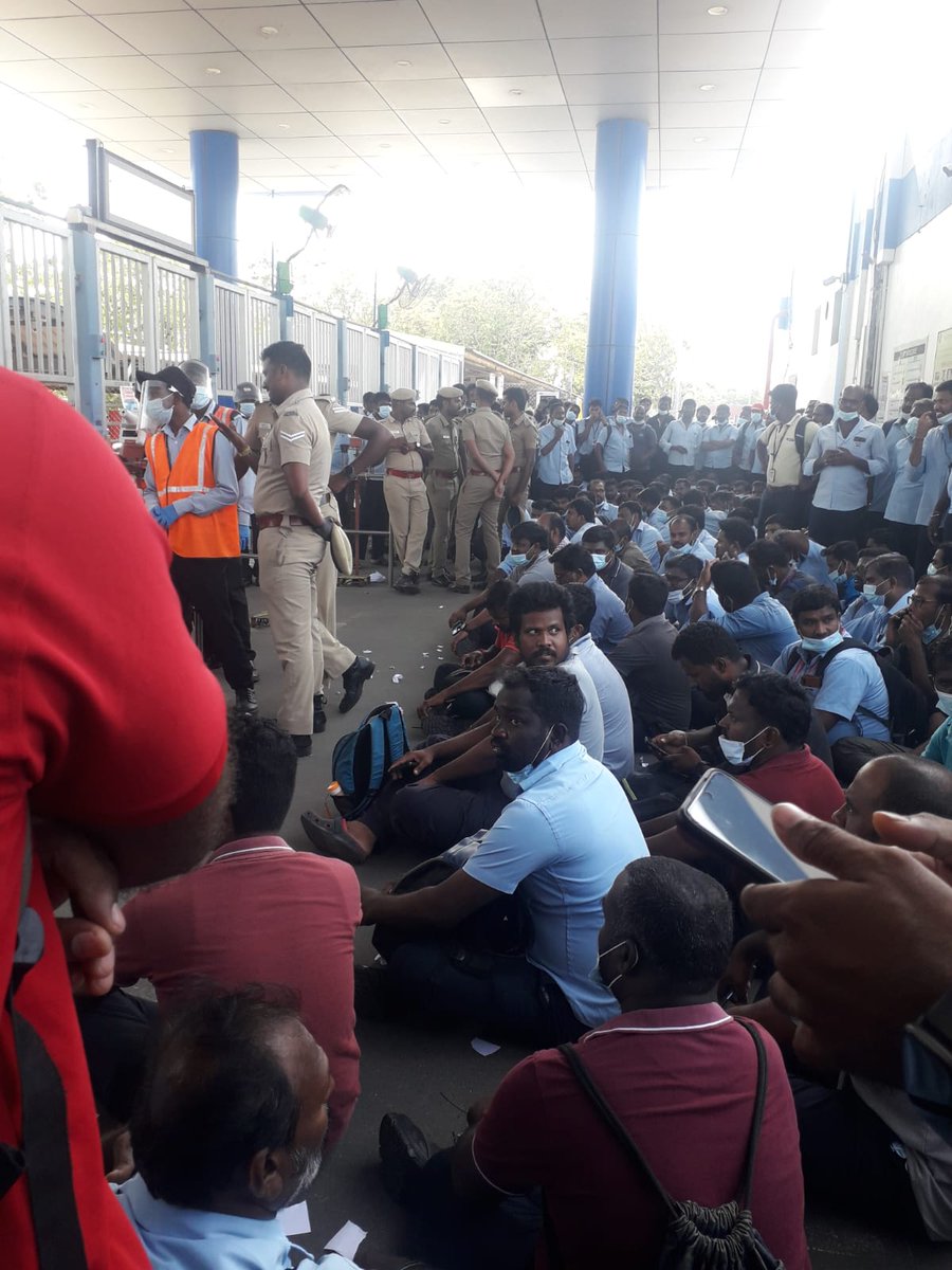 ManiDev001's tweet photo. @jimfarley98
Dear sir,
 Ple help us, save our life
#chennai ford employees. https://t.co/lkovPm8kkx