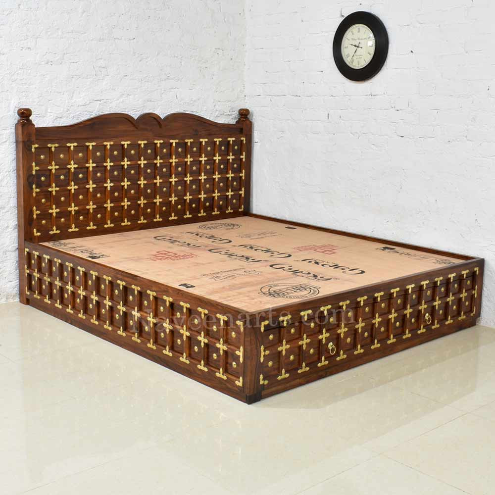 balaji_wood_'s tweet photo. Solid Wood Brass Bed with Front Trolley
.
Balaji Wood Street Deals in All Kind of Furniture Visit our Store Today: +917717356312
.
#furniture #balajiwoodsstreet #woodenbed #modernfurnituredesign #bookshelf #studytabledesign #studyfurniture #studydesk #StudyChair #woodenfurniture https://t.co/nN6aX7u0G5