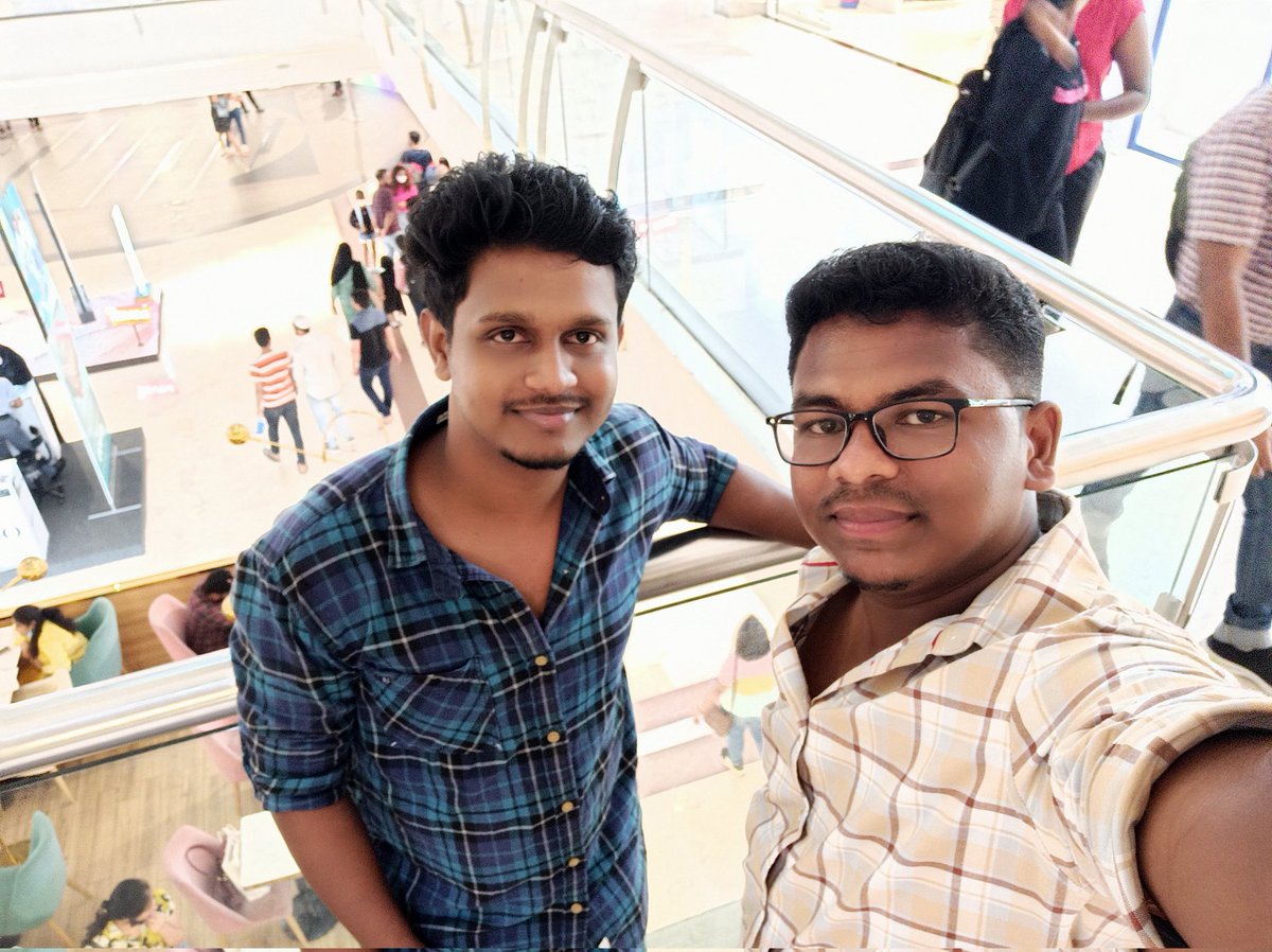 Dhanabalpds's tweet photo. #Bangalore #Weekend #Kannan #PDS
#Roommate https://t.co/wX2N7IJLXo