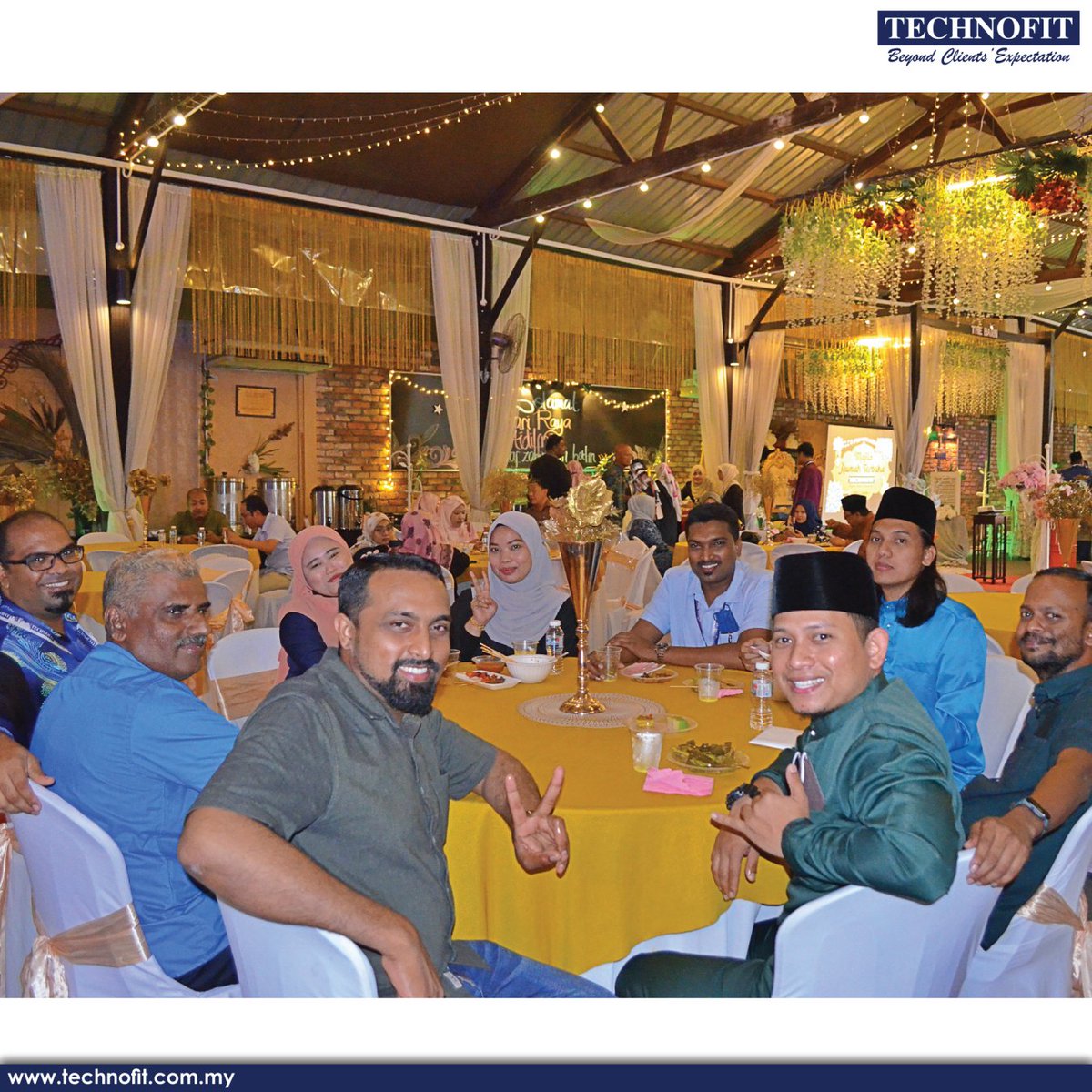 technofitgroup's tweet photo. TECHNOFIT PROGRAM : MAJLIS RUMAH TERBUKA TECHNOFIT 2022 | 1443H
Artikel penuh di : https://t.co/bwx1P3kMON
#StrivingForExcellence
#BeyondClientsExpectation
#technofit
#technofitprogram https://t.co/tyHm4jmACR