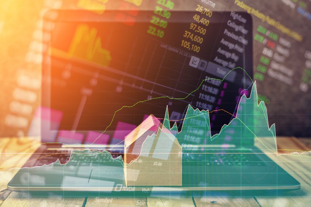 DorvalAM_Eng's tweet photo. [#weeklynote] With the decline in #US tech stocks petering out and the US bond #market stabilizing, a rebound on the equity markets could be on the cards for the short term.

▶️ Our scenarios : https://t.co/W7KqqFuTKb

#analysis #investment #convictions #DorvalAM https://t.co/UsDDEYV1fB