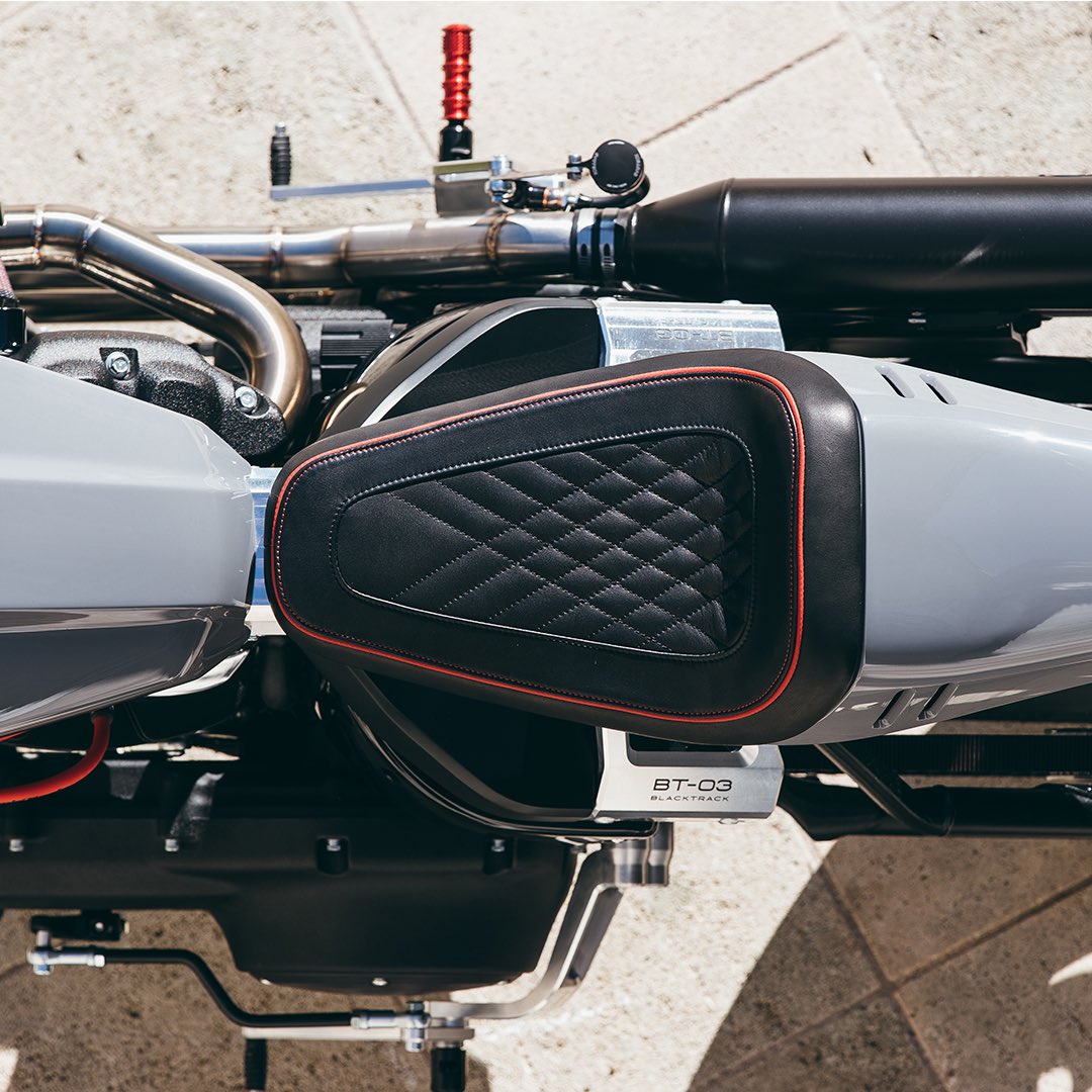 The BT03 Cafe Racer is our boldest transformation yet. Based on the monstrous Harley Davidson engine.

The BT03 is a contemporary cafe racer with drastically reduced weight, a fun and flexible ride, and quality mechanical components.

#caferacer #caferacerlife #caferacers