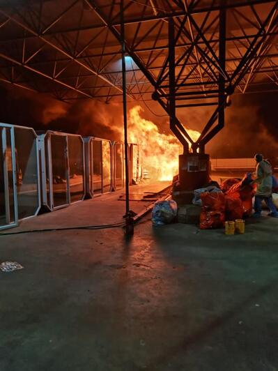 NEWSFLASH | Corpse and waste area at Steve Biko hospital hit by fire

Eighteen patients and a corpse had to be moved as a safety precaution. 
Read more> https://t.co/gKv9wrXiy5

#RekordNews | #SteveBikoHospital https://t.co/uzs8xAOdGo
