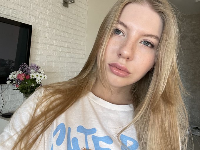 Online 🐍 https://t.co/6lozCzvwsT