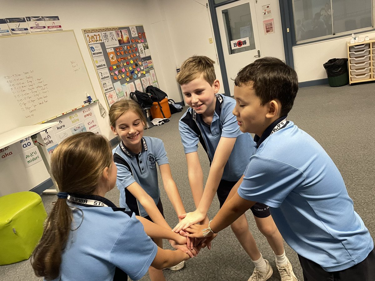 stspeternpauls's tweet photo. Fuse Cup / Year 4

Sts Peter &amp; Paul’s Team = champions! #winners 

#learningtogetherforlife
#bceschools
#esports https://t.co/7jlm7GYQWC