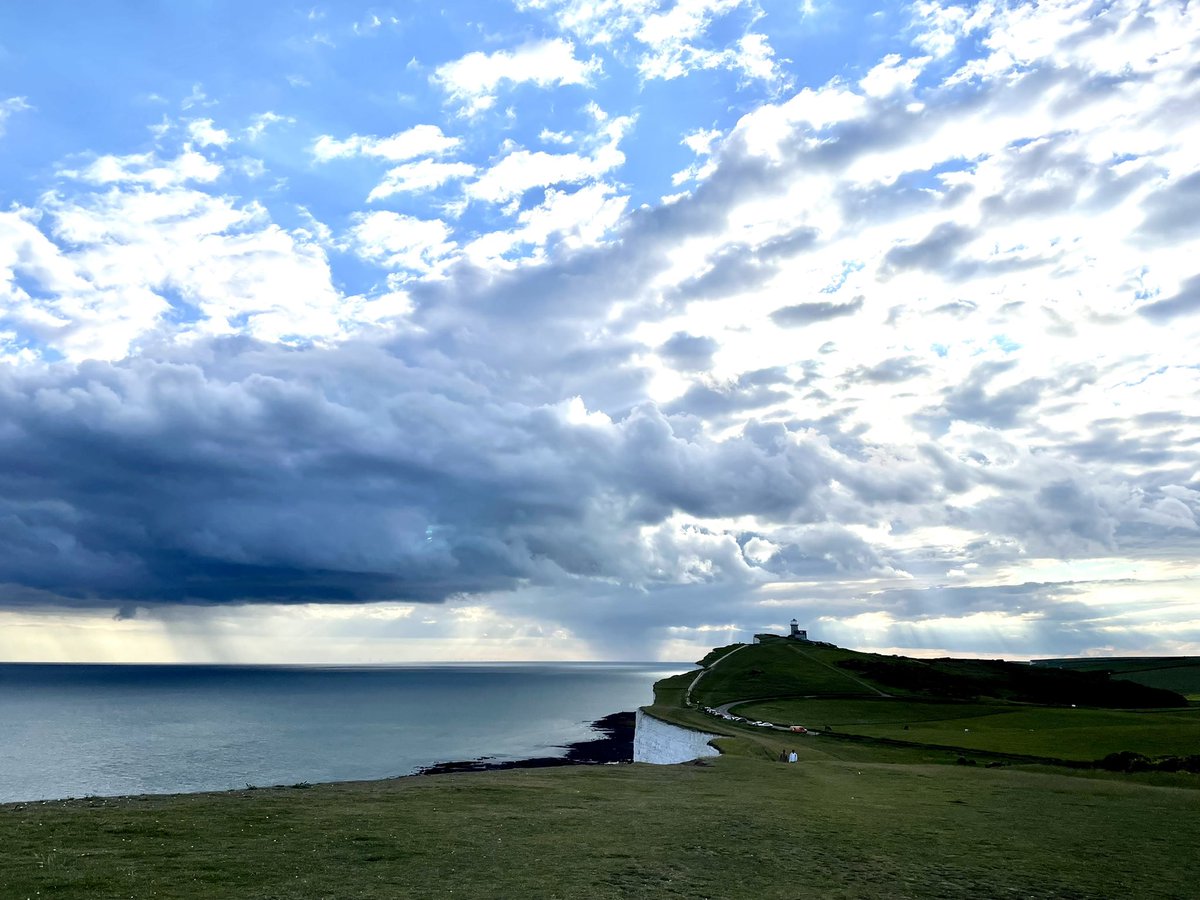 Emma Nicholson (Liu) (@emmaliu31) on Twitter photo Turns out 100 km is a really long way. At every checkpoint I promised myself that was far enough but somehow always shuffled out 10 mins later. I had a little cry running over Beachy Head, I was so happy I hadn’t stopped. Amazing to see <a href="/AdamCotterill/">Adam Cotterill</a> at 72 km! #SouthDownsUltra Turns out 100 km is a really long way. At every checkpoint I promised myself that was far enough but somehow always shuffled out 10 mins later. I had a little cry running over Beachy Head, I was so happy I hadn’t stopped. Amazing to see <a href="/AdamCotterill/">Adam Cotterill</a> at 72 km! #SouthDownsUltra