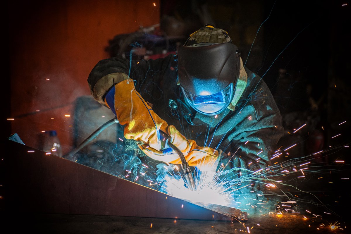 airproductsuki's tweet photo. Today we're visiting @NRCCollege in Northern Ireland for the first UK #skillweld national qualifier 2022. Good luck to everyone taking part!  #welding @CodeAWeld #welders @WeldingInst #competition @Ukmfg @clivesoc #Skillweld2022 https://t.co/3cKSePSUqA