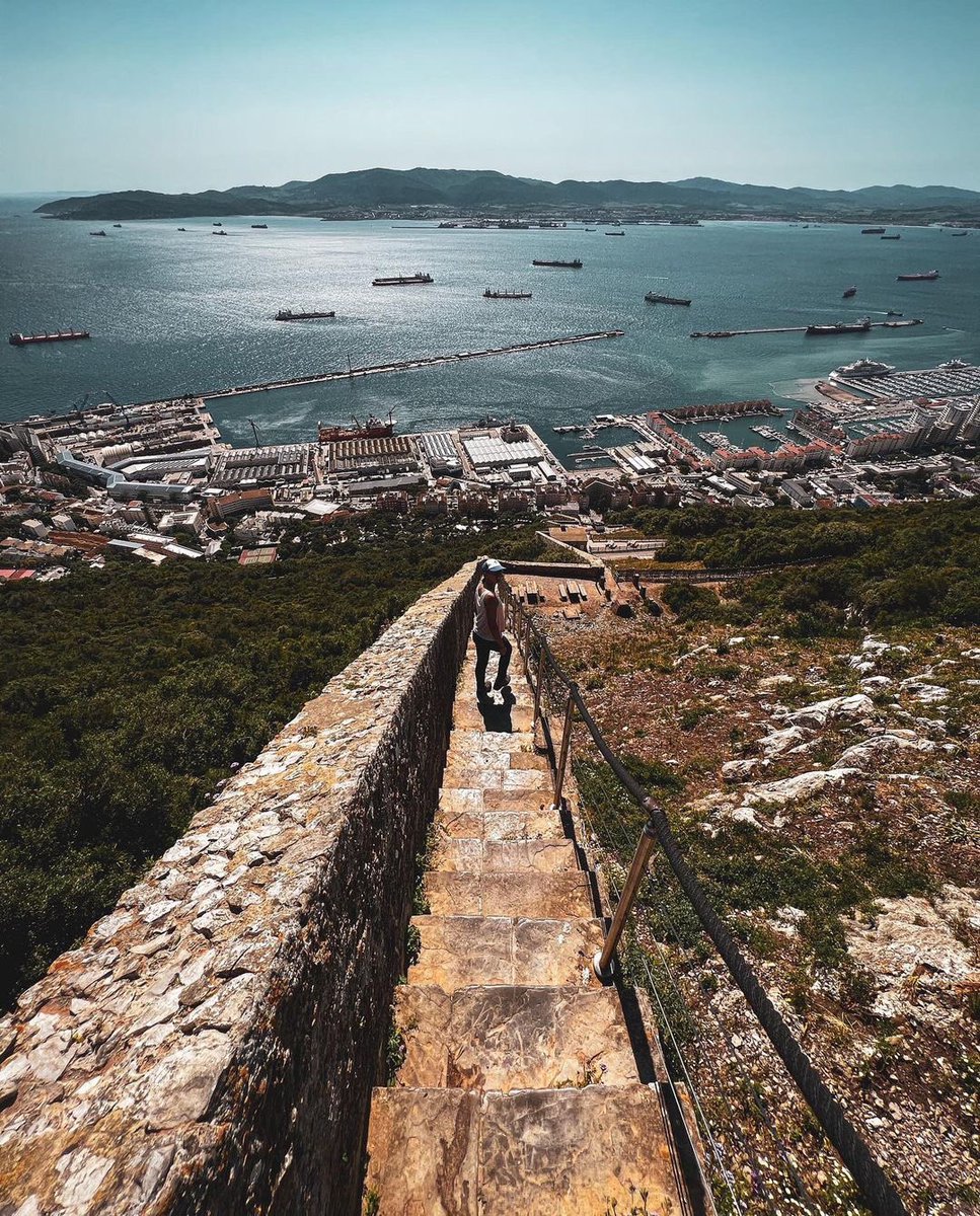 Down, down, deeper and down - down the Charles V Wall’s steps…

Book a summer getaway at mygibraltar.co.uk

Fab 📷 @takemeeverywhere (IG)👌

#gibraltar #mygibraltar #visitgibraltar #rockofgibraltar #topoftherock #holiday #summerholidays #summerbreak #bayofgibraltar