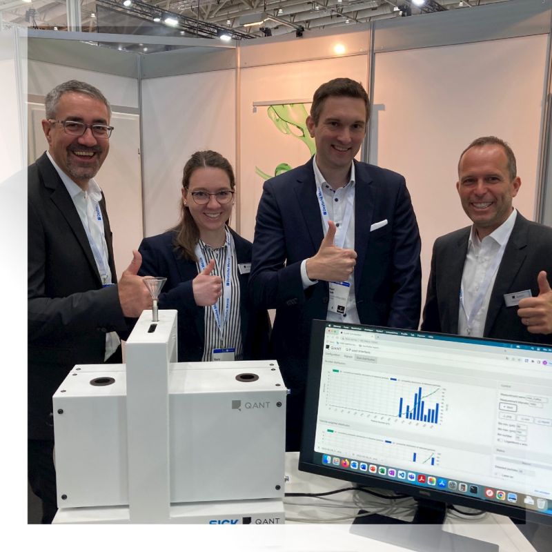 TRUMPF_News's tweet image. The world’s leading tradeshow for industrial technology @hannover_messe just started. Want to check out the live demonstration of the world’s first industrial #quantumsensors? ➡ Our colleagues from #TRUMPF start-up Q.ANT await you in 📍 hall 2 / A22. #HM22 #quantumtechnology