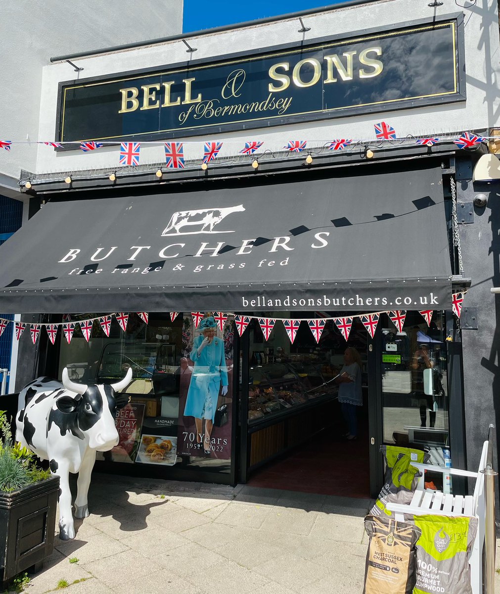 Getting into the spirit 🇬🇧👑