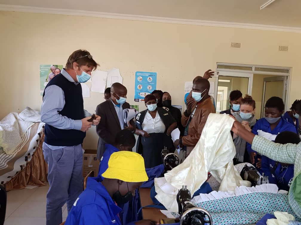 UNFPA_Zimbabwe's tweet photo. At Tariro Clinic & youth centre 2day as part of a mission by the #EuropeanUnion heads of cooperation & otha partners seeing work on the ground being done wth the support of the @euinzim unda the #HealthDevelopmentFund & @GlobalSpotlight etc
@IrlEmbPretoria @FCDOGovUK #SRH #GBV https://t.co/AaWOGpBQWm