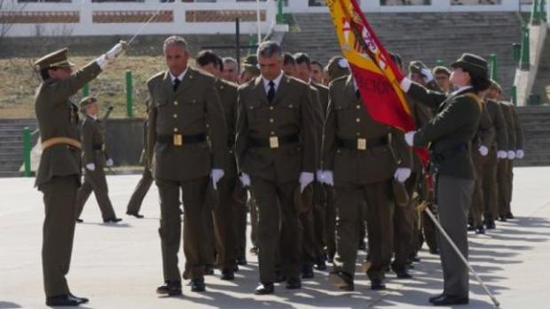 Reservista_Vol's tweet photo. El PP reclama un nuevo modelo de reservistas militares voluntarios.

https://t.co/vdRPsxBJmC https://t.co/P8oFczsHIj