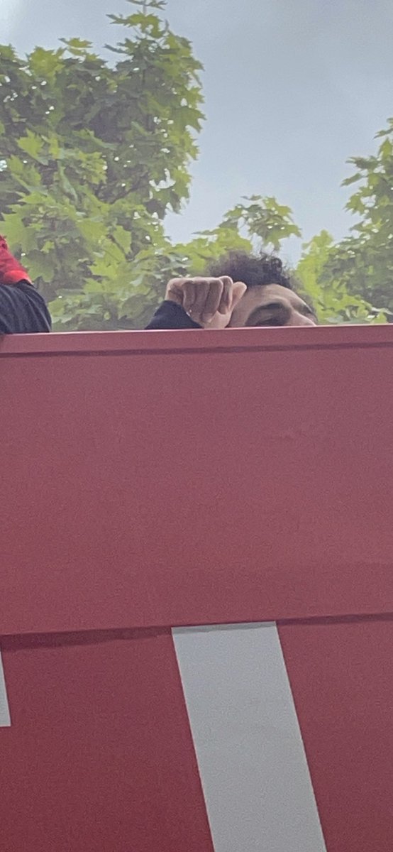 padfield_'s tweet photo. What a fabulous day yesterday to cheer on our boys. Loved seeing Mo 🤣🤣🥰🥰. It was so funny xx https://t.co/Q1GzgcBKLz