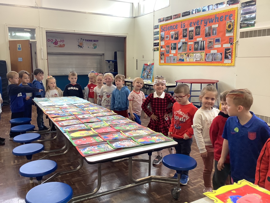 MrsFletcherYTP's tweet photo. To celebrate the Queen's Platinum Jubilee each class created a piece of artwork of the Queen following the style of different artists. We think they look amazing! (part 1/3) https://t.co/iAJR2dhucU