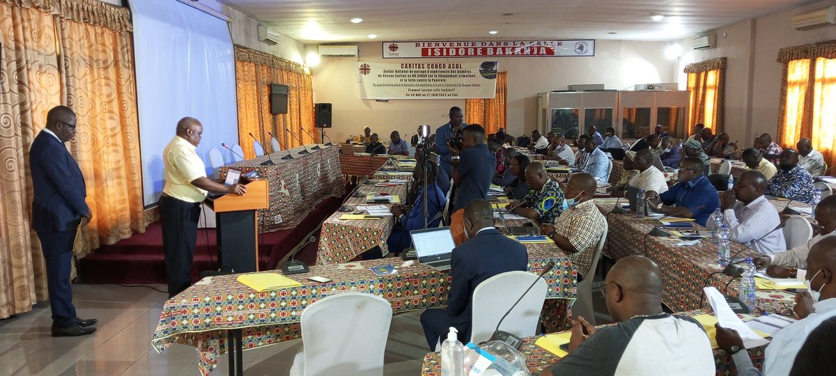 Caritas Congo Asbl (@caritascongo) on Twitter photo Ouverture à Kinshasa de l'atelier national de partage d'expériences des membres du Réseau Caritas en #RDC sur le #changementclimatique et la lutte contre la pauvreté. Ttes les 48 Caritas diocésaines opérationnelles au pays y prennent part.
<a href="/iamCARITAS/">Caritas</a> <a href="/caritas_africa/">Caritas Africa</a> <a href="/UnClimate/">UN Climate Media Net</a> Ouverture à Kinshasa de l'atelier national de partage d'expériences des membres du Réseau Caritas en #RDC sur le #changementclimatique et la lutte contre la pauvreté. Ttes les 48 Caritas diocésaines opérationnelles au pays y prennent part.
<a href="/iamCARITAS/">Caritas</a> <a href="/caritas_africa/">Caritas Africa</a> <a href="/UnClimate/">UN Climate Media Net</a>