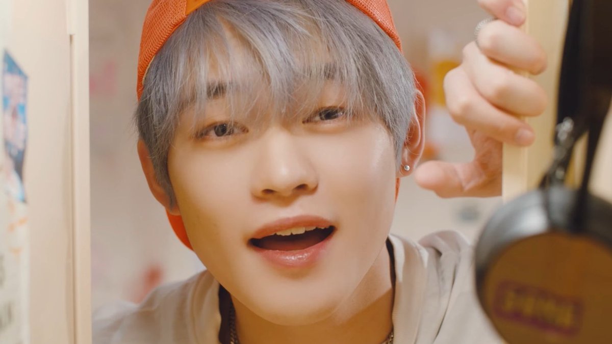 repackaged chenle from hello future to beat box got the best close up ✨