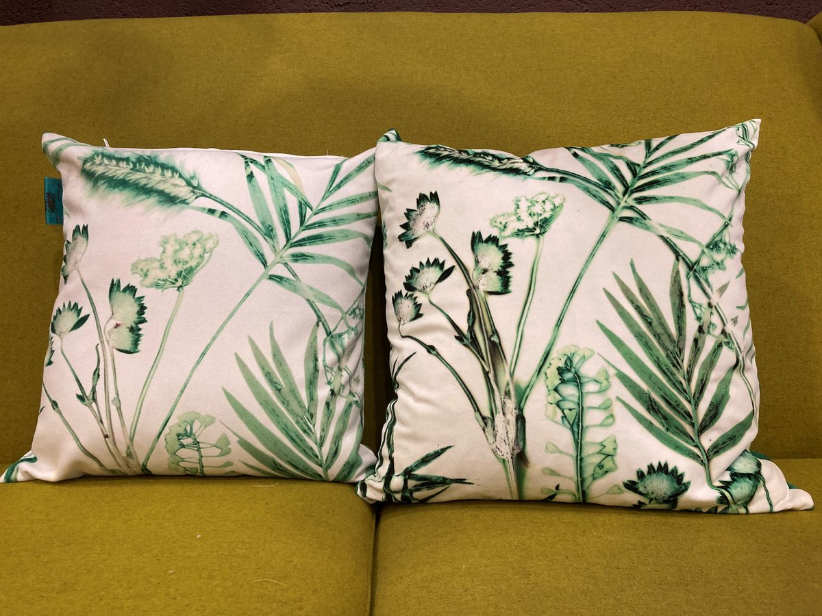 gillian_arnold's tweet photo. Spot the difference! It maybe hard and not visible to the eye but one is weatherproof and the other is not! Are you looking to have some botanical beauty and comfort in your garden, but fear that it will become weathered. Look no further! My canvas cushion are weather resistant. https://t.co/qF6zIVoVkH