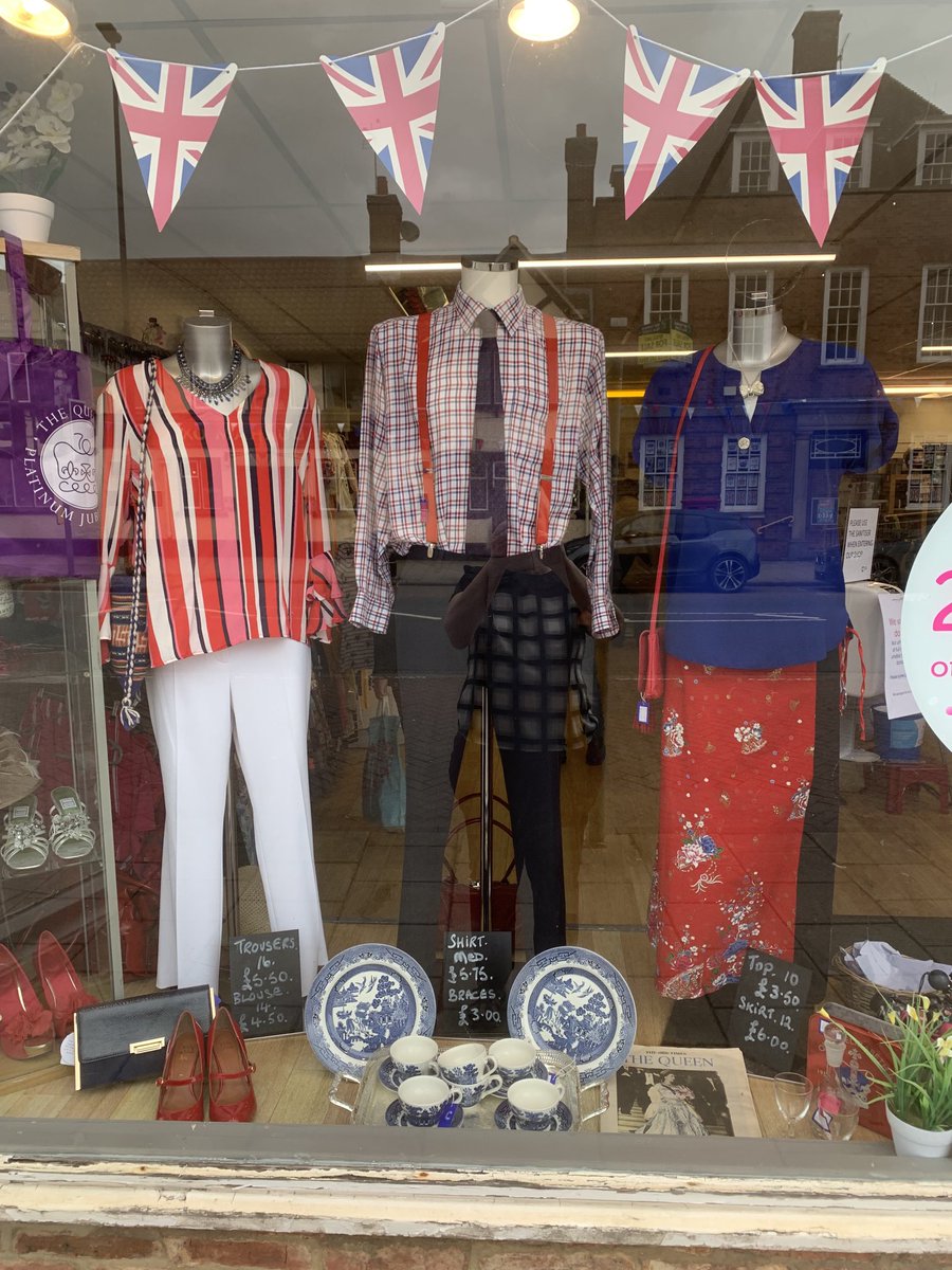 Jubilee celebration’s here we come enjoy everyone ⁦<a href="/CRUKShops/">Cancer Research UK Shops</a>⁩ ⁦<a href="/Northallerton/">barry</a>