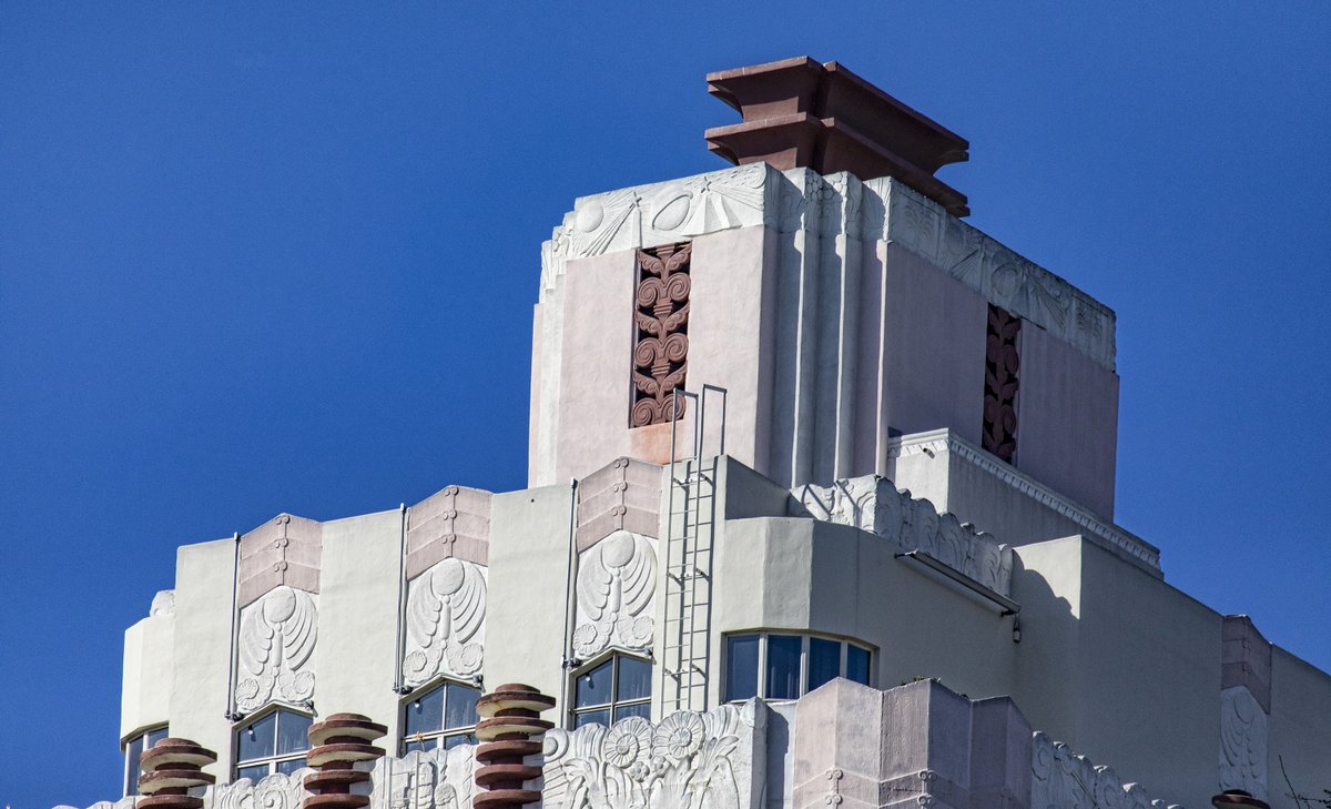 Detail from the Leland Bryant 1929 masterpiece Sunset Tower Hotel. Known in the past as the St. James Club & The Argyle. Photo:2020 on a tour of the area by @EleanorSchrader  #ZigZagModerne #ArtDeco #WestHollywood #SunsetTowerHotel
Listed:National Register of Historic Places:1980
