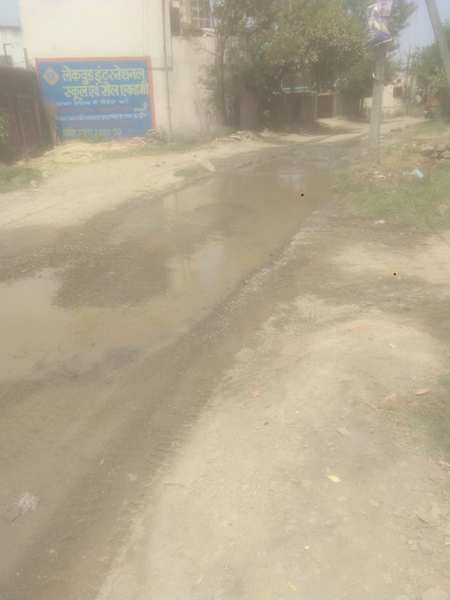 Ritwikpathak10's tweet photo. @TOIIndoreNews @News18MP @CP_INDORE @jitupatwari @IndoreCollector @indore @nitin_gadkari @ChouhanShivraj @indorepolice
We can’t even walk also!!! Pls look at this matterrrr veryyy serious ! The bridge has been broken and we can’t even drive https://t.co/BjNWctcDqW