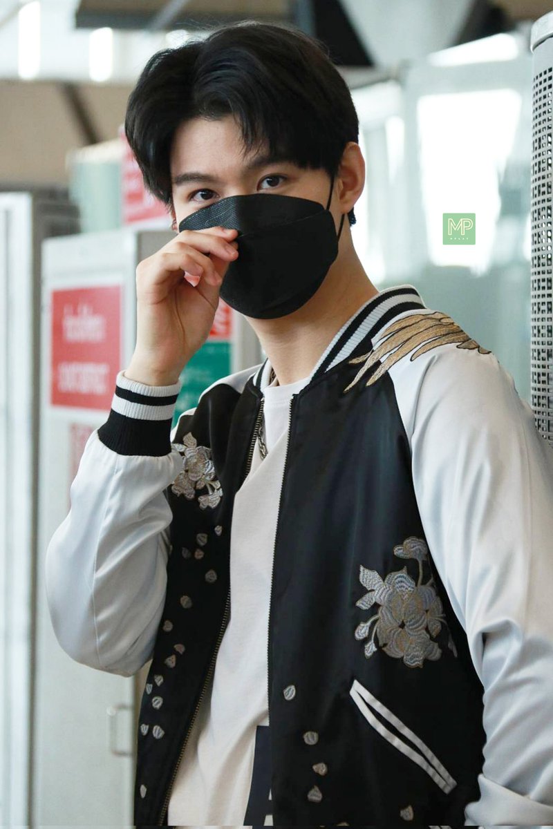 คุณเซ้นต์ไปสวิตแล้ว​ เดินทางปลอดภัยค่ะ

#ส่งคุณชายเซ้นต์ไปสวิต
#Saint_sup