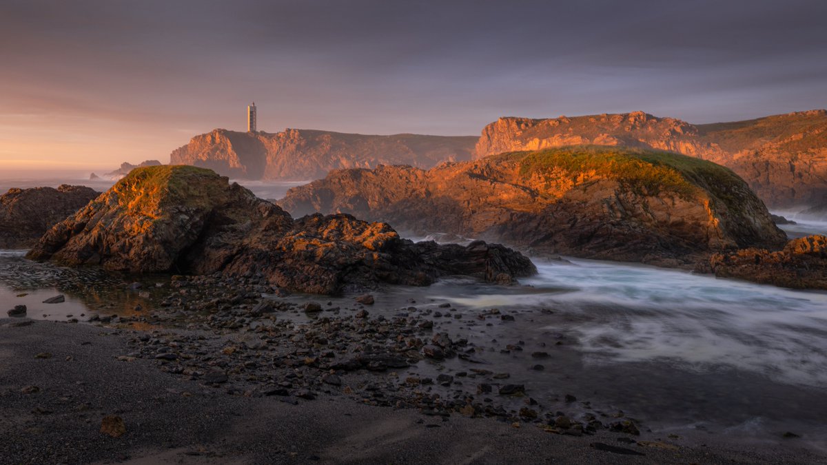 Just back from a week in Northern Spain. 

So quiet and some fabulous locations.   Have a ton of shots to work through, this one features a rather brutalist lighthouse in a fabulous setting.

My entry for #WexMondays and #fsprintmonday