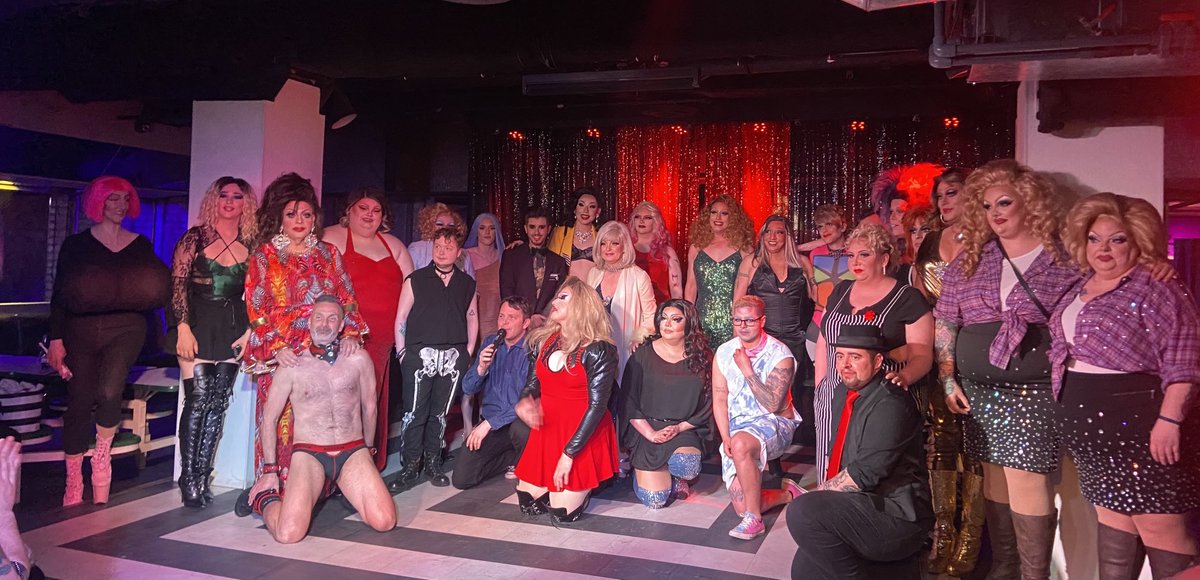 GlynnisYeg's tweet photo. HUGE thank you to #evolutionwonderlounge for hosting a FABULOUS #Britline fundraiser tonight. ⁦@CMHAEdmonton⁩ ⁦@iSMSS_Ualberta⁩ Thank you to ⁦@JanisIrwin⁩ &amp; ⁦@DShepYEG⁩ for always showing up for our #lgbtq community #mentalhealthmatters https://t.co/vcTcSXTGpd