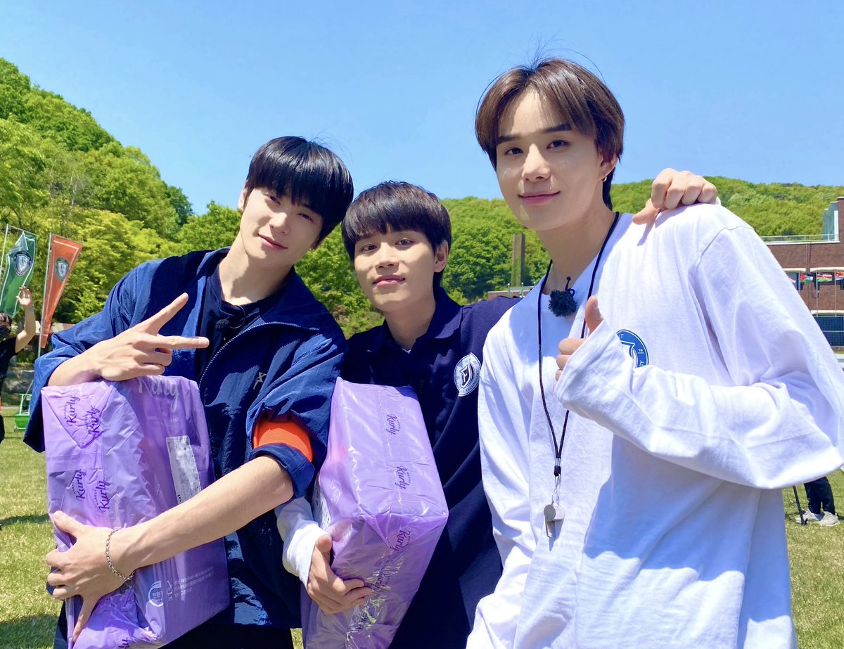 LOOKSMTL's tweet photo. NCT 태일 #TAEIL #태일 #NCT https://t.co/oye6x7rQgF