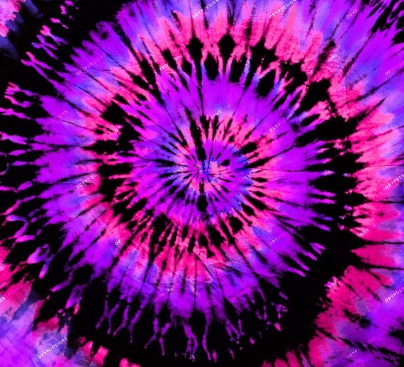 Black + Pink + Purple Tie Dye của drypdesigns là lựa chọn hoàn hảo cho những người yêu màu sắc tươi sáng cùng phong cách thời trang đậm chất rock. Hãy xem hình để đắm chìm trong cá tính của những họa tiết này!