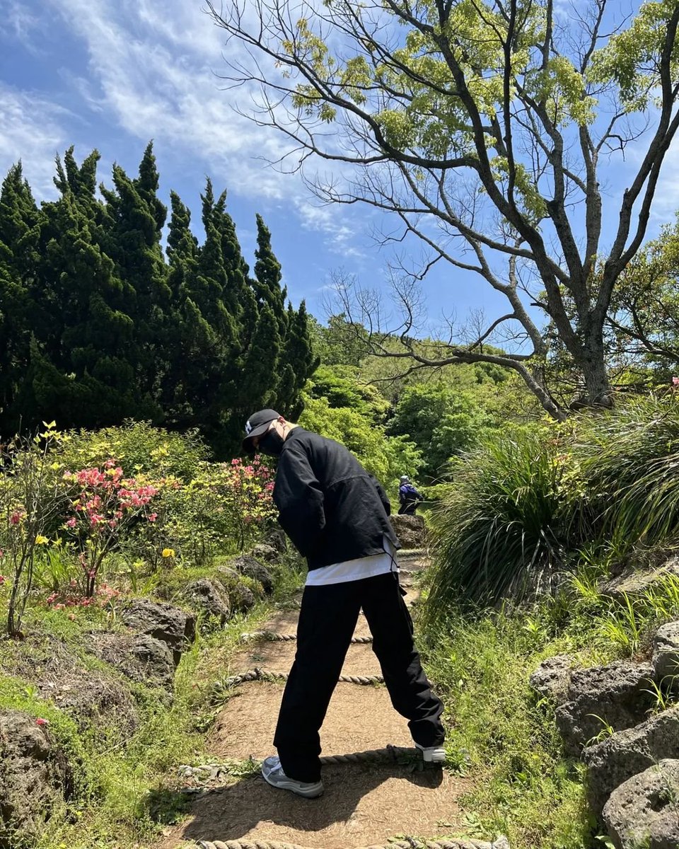 ‍
                   clear skies , beautiful nature.
‍
‍