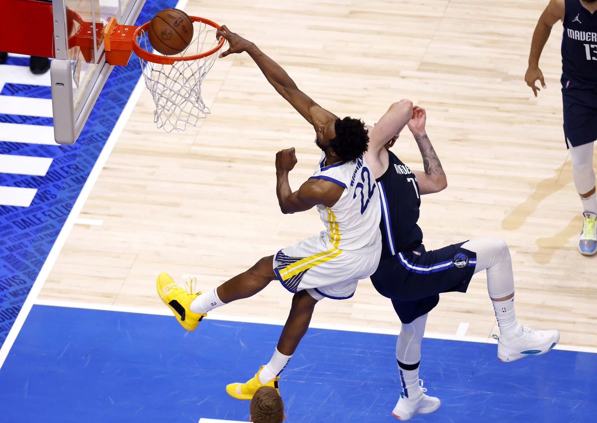 _pokets's tweet photo. @22wiggins 😤 https://t.co/SDMQxaC5U7