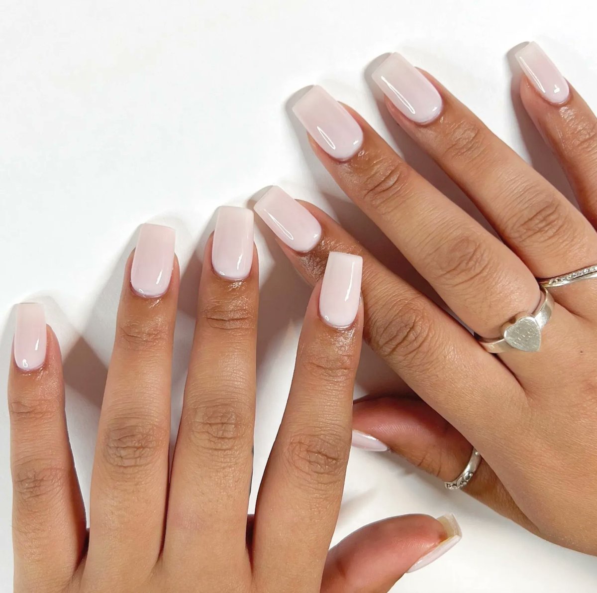 npdirect's tweet image. #BubbleBath and #FunnyBunny. The perfect combo 😍

Shop both shades now on Nail Polish Direct.

📸 @kariimariiinails

Free UK Delivery on all orders. Next Day Delivery from £1.95 🤍 #ColorIsTheAnswer #Nails #NailSwag #Funny #NailQuote #Meme #NailPolish⁠ #NailTech #Relatable