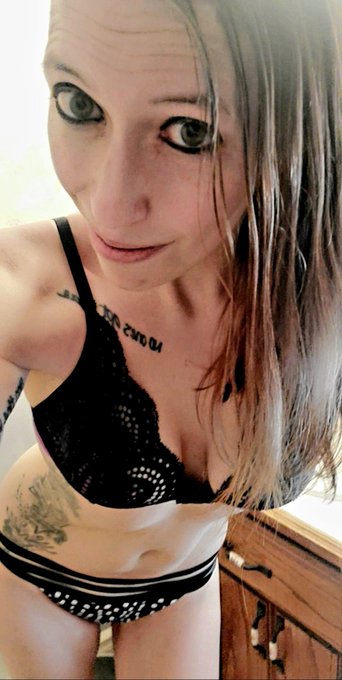 30% off your first month for the next three days only!🥰 Access to all content!😘 Absolutely no PPV ever<a href="/tag/newprofilepic"class="tags"><span>#newprofilepic</span></a>