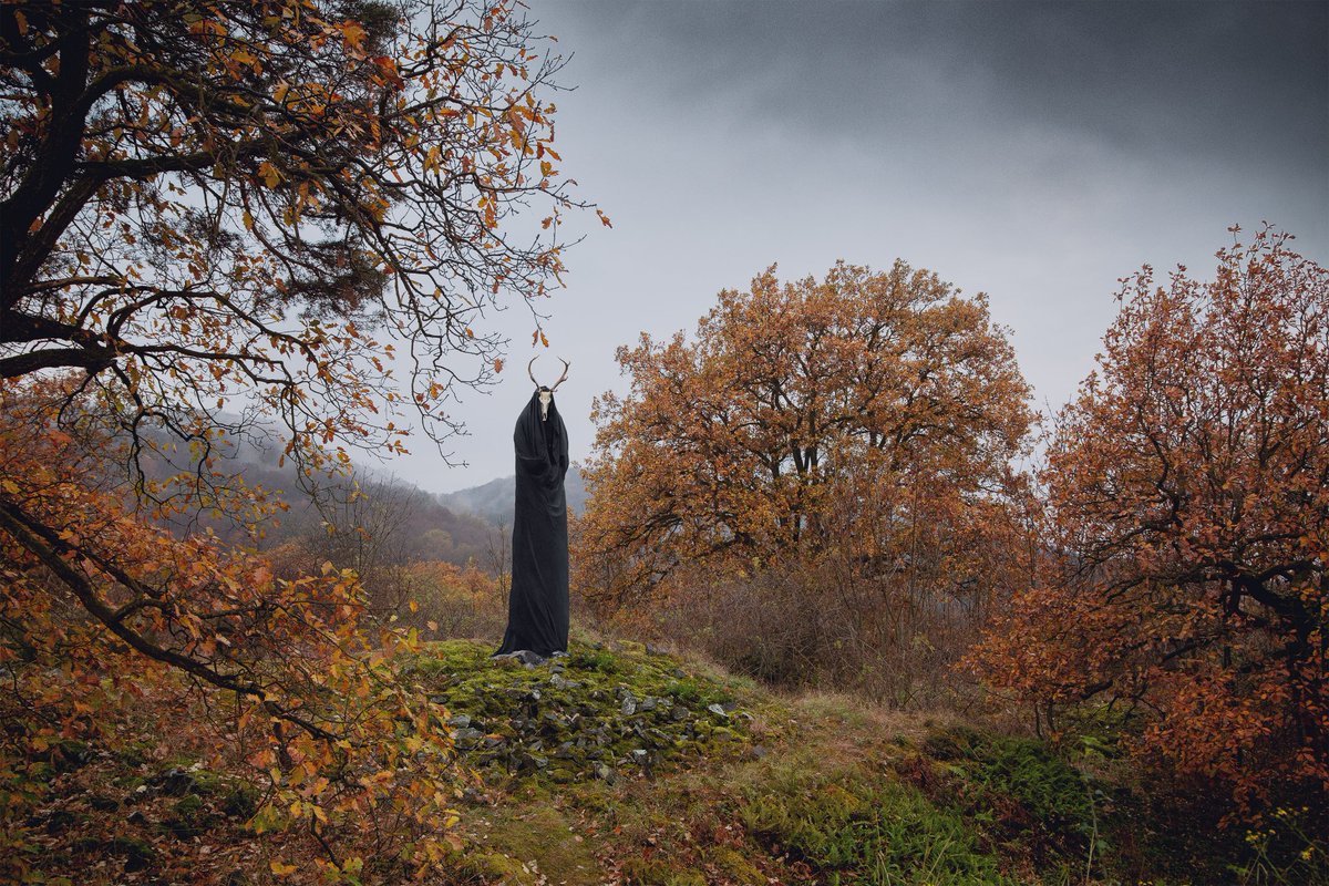 THE MOONLIGHT OF THE LAST CHAPTER IS FADING

No sacrifice will stop
The relentless march of the sun
Resistance is senseless
Against their legion of shades
The treasure of infinity
A bitter melting illusion

#melancholic #atmospheric #agnostic #music #lastchapter #metal #postblack