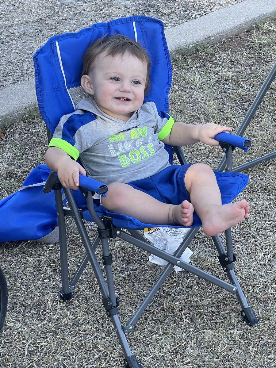BaileyBLehr's tweet photo. Happy anniversary to us!! No better way to spend your anniversary then at the park / splash pad especially being almost 37 weeks pregnant🥰 I love my family💚💚🤍 https://t.co/o3fqP0PuXk