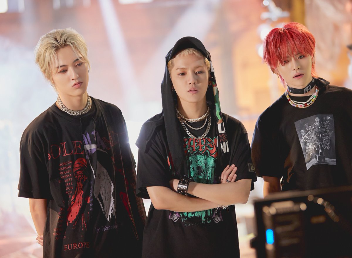HYUNSUK C.⚡️ tweet media