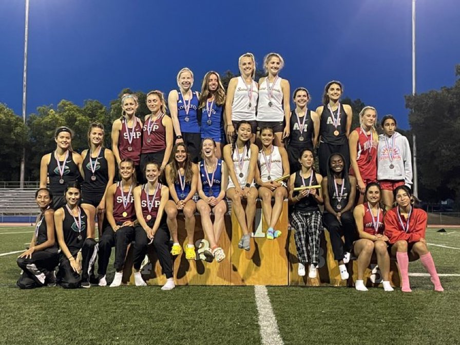 SHPAthletics's tweet photo. Congratulations to the 4x400m relay team of Hadley Twitchell, @lucy_paynter22, @anna_sonsini, and Julia Soderbery who finished 4th in Saturday’s @CIFCCS Championships! https://t.co/6PueInm2FJ