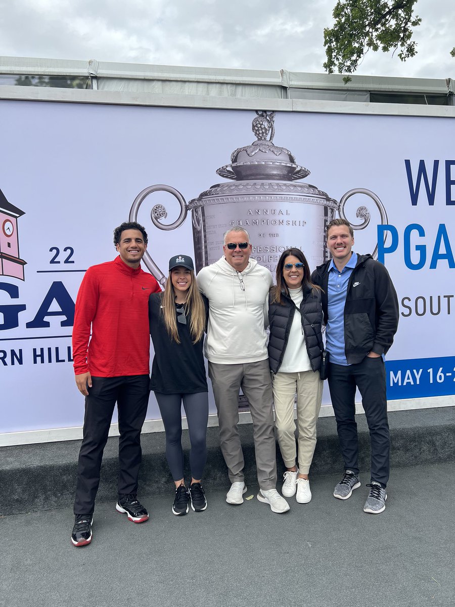CA22ON's tweet photo. Didn’t get to see the 🐐 today, but still had to rep the Sunday Red!
Next time the PGA is in town, I’ll be playing in it 😤 https://t.co/HBpXW2Aw6s