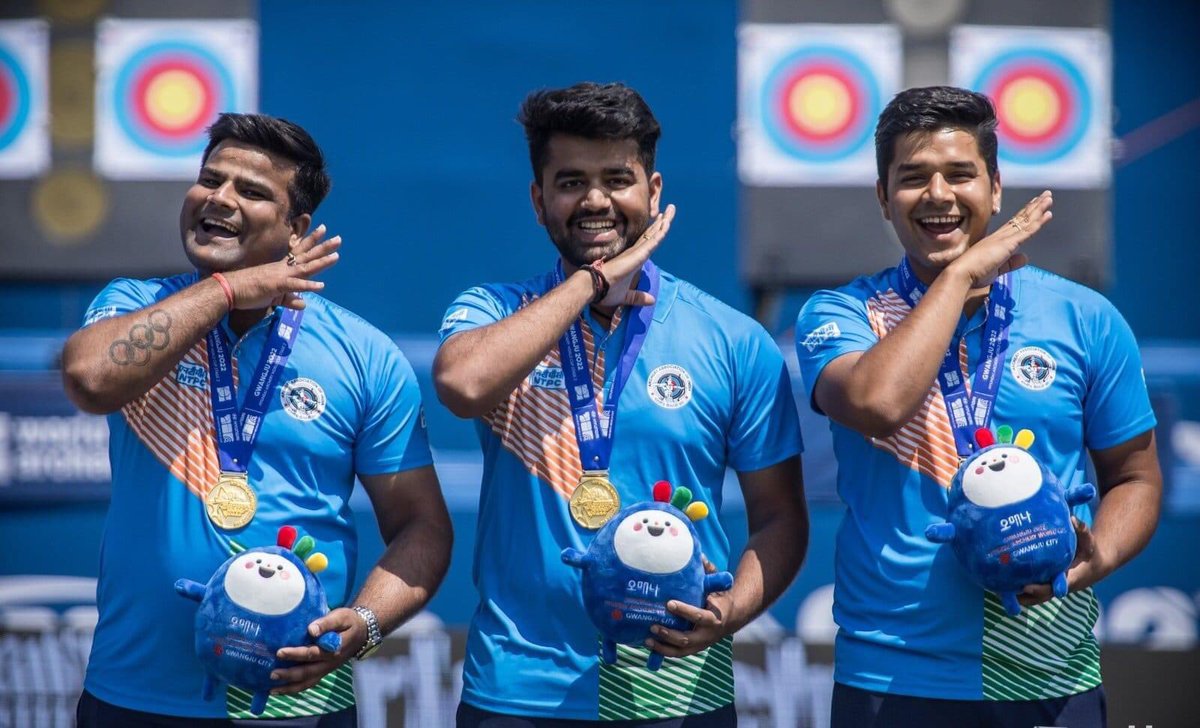 RishikaMatha's tweet photo. Archery World Cup:- Another Gold for Indian Compound Team 
Indian compound team of Aman Saini , Abhishek Verma and Rajat Chauhan won consecutive World cup gold as they beat France in Compound final by 232-230
trio had won gold medal
🇮🇳 @alluarjun   The pic says everything!!!! https://t.co/PheGbMc6Wy