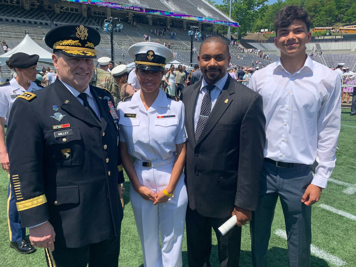 Alex Perine tweet media