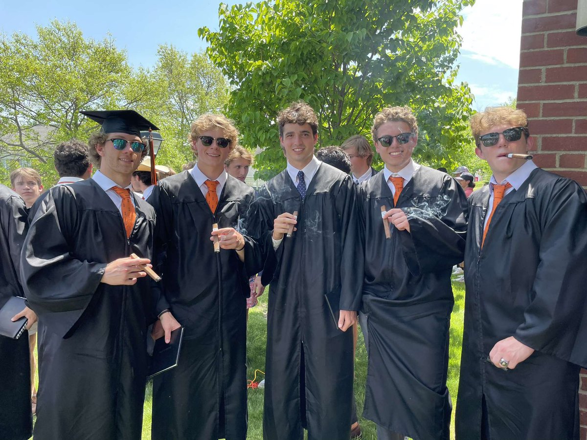 Great 4 years gonna miss my brothers! #rollcats