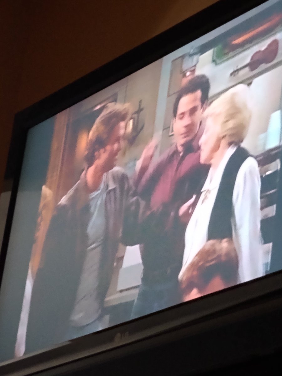 2queens1prince's tweet photo. The universe was especially kind to me. Not only did I get to spend the weekend with @FSULindsay and @mobazan, but we got to watch an episode of Wings. https://t.co/6T24e5VYuq