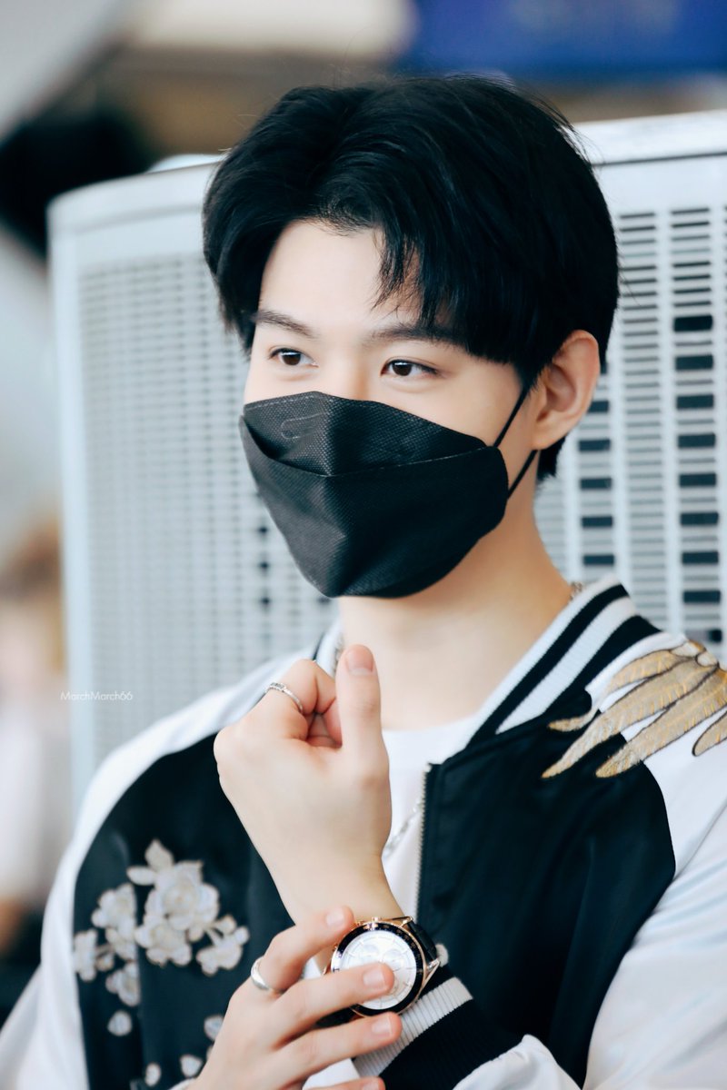 MarchMarch66's tweet photo. 「20220523」

Safe Flight❤️ @Saint_sup

BABYSAINT GO SWISS 
#ส่งคุณชายเซ้นต์ไปสวิต https://t.co/5C53JFdg1q