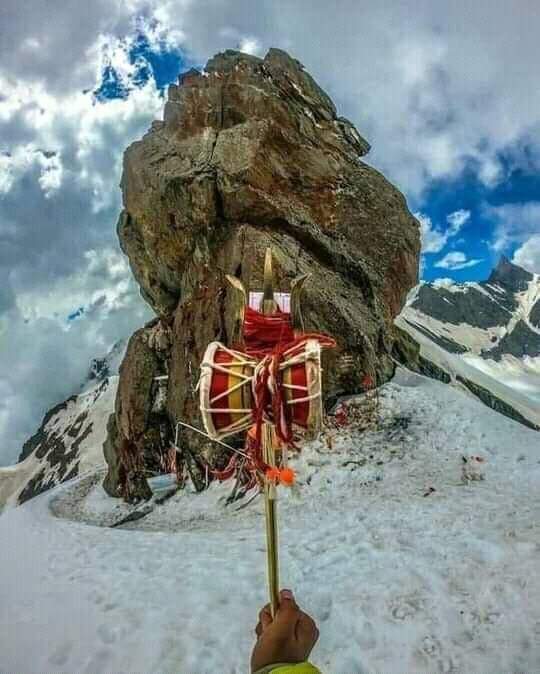 Amansingh7457's tweet photo. ट्विटर पर उपस्थित सभी भाई बहन को राम राम 🙏
हर हर महादेव 🙏

        ओम् नमः शिवाय 🌿🙏🌷

 https://t.co/j6kK9nCCsz
