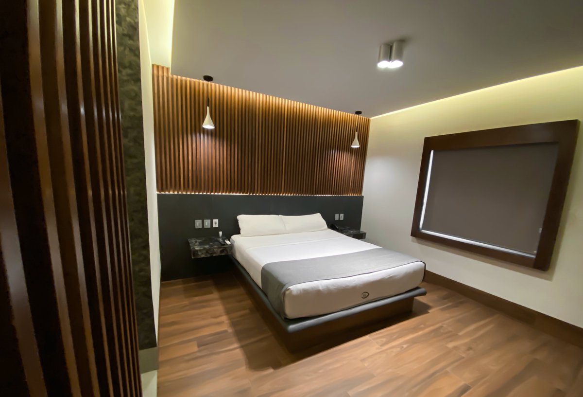 Hotel Niu Bed and Senz tweet media